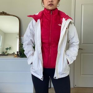 Northface 2 in 1 snowboarding jacket and puffer
